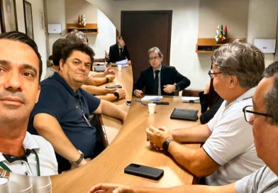 Bancários e mais 34 sindicatos de Joinville cobram senadores sobre redução de jornada de trabalho